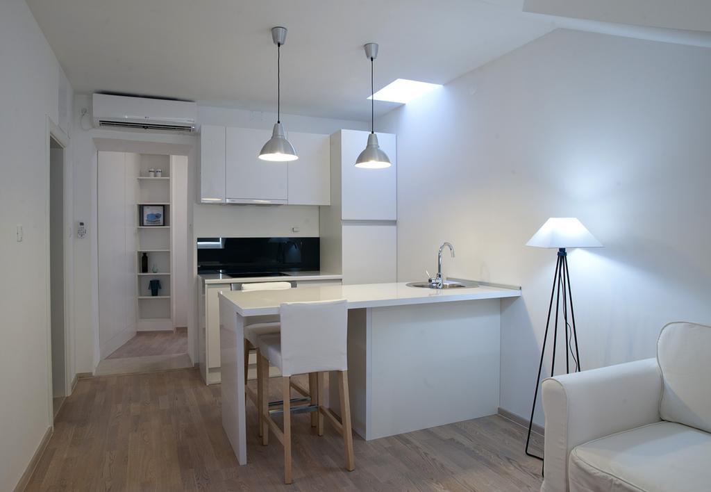 Attic Apartments Split Habitación foto