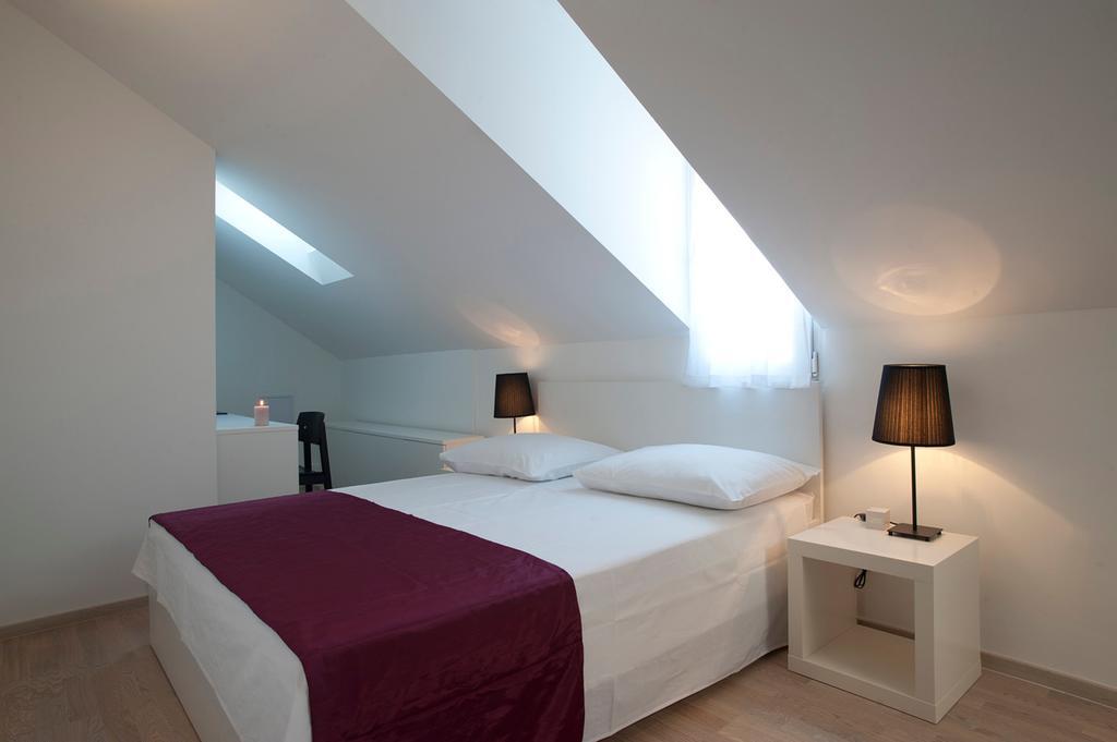 Attic Apartments Split Habitación foto