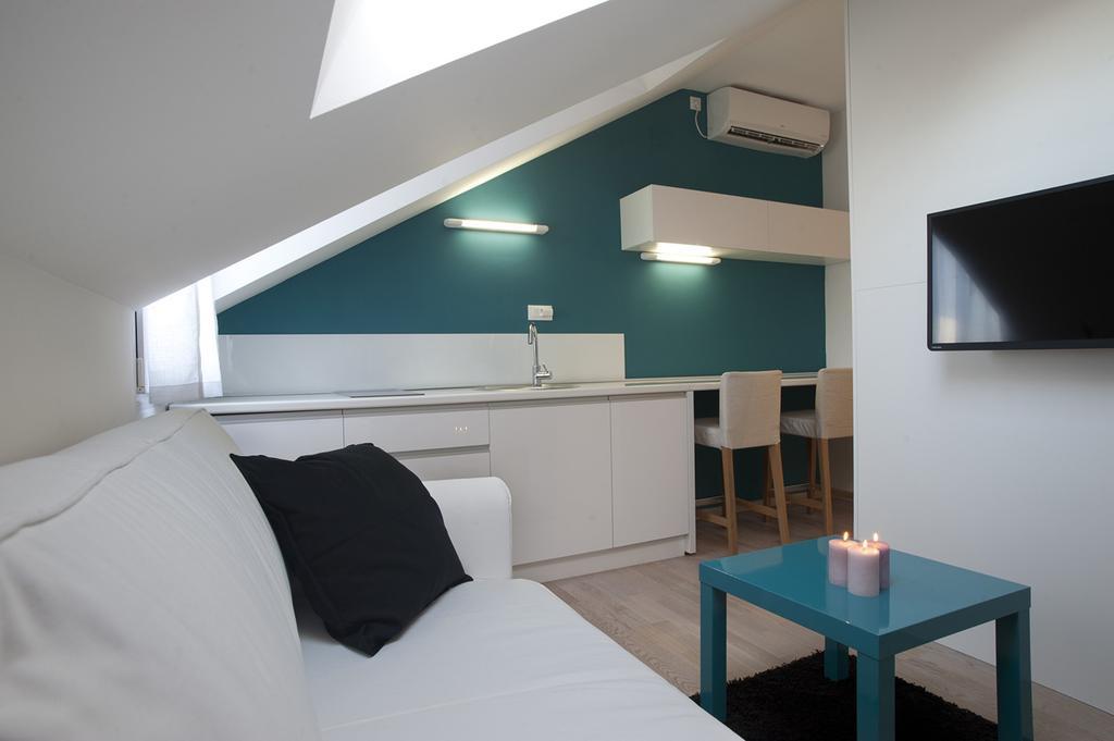 Attic Apartments Split Habitación foto